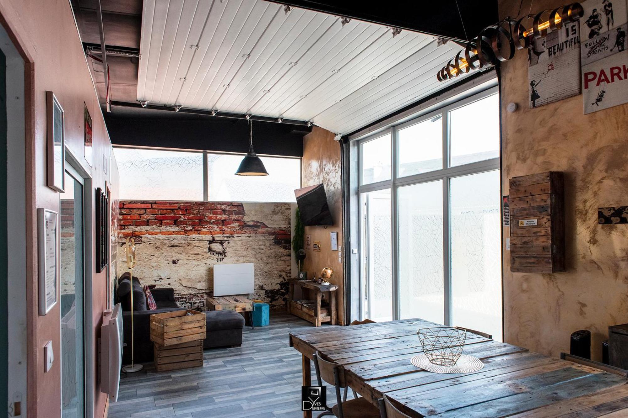 Dormir A L'Usine Loft Industriel Atypique Saint-Quentin-Lamotte-Croix-au-Bailly المظهر الخارجي الصورة